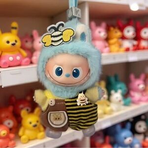 Bee outfit for Mini Labubu Pin for Love
